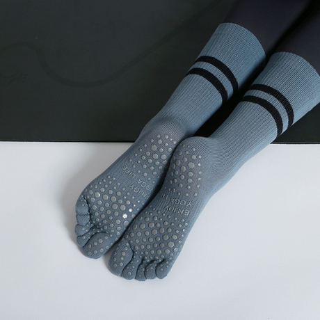 Ecoofit yoga calf socks (23).jpg