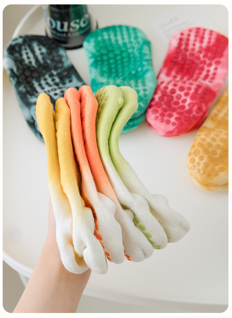 Sports & Fitness Ladies Silicone Dots Organic Non Slip Anti-slip Women Sport Yoga Fitness Compression Custom Yoga Pilates Grip Sock