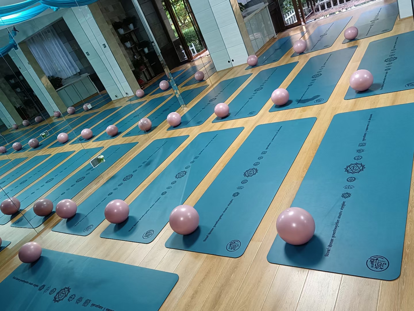 customized yoga mats rubber