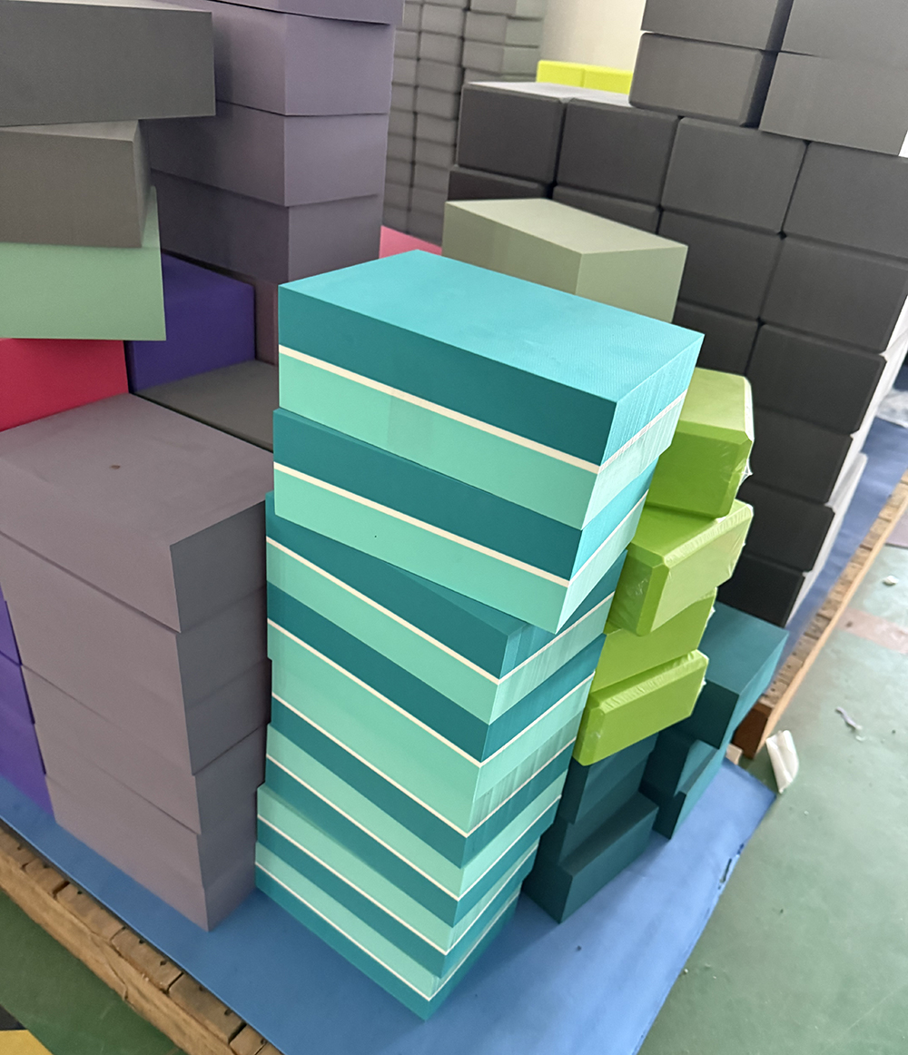 yoga blocks custom logo