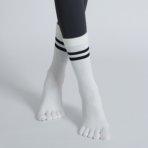 Non-slip Toeless Open Toe Ladies Silicone Strips Yoga Pilates Calf Grip Non Slip Gel Bottom Toeless Yoga Socks for Women 